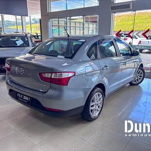 Fiat GRAND SIENA 1.6 MPI ESSENCE 16V FLEX 4P AUTOMATIZADO