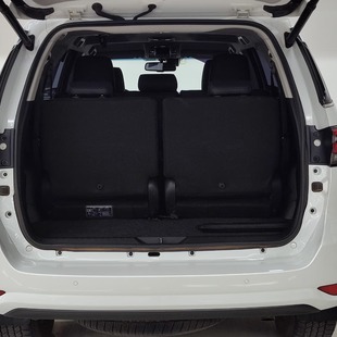 Toyota SW4 SRX 2.8 Turbodiesel 4x4 (Aut.) (7 Lugares)