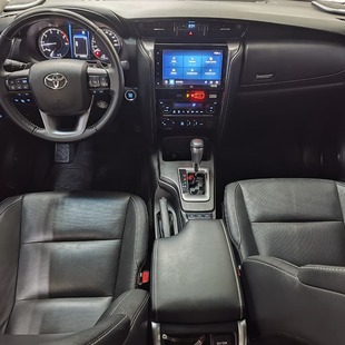 Toyota SW4 SRX 2.8 Turbodiesel 4x4 (Aut.) (7 Lugares)