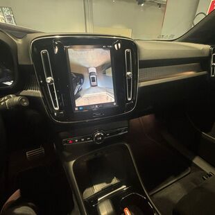 Volvo XC40 Pure (Elétrico)