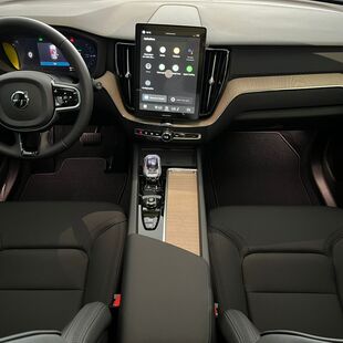 Volvo XC60 Plus PHEV