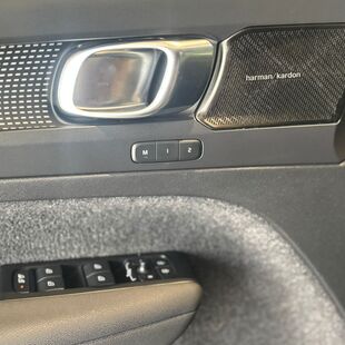 Volvo XC40 Pure (Elétrico)