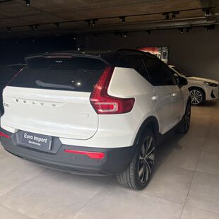 Volvo XC40 Pure (Elétrico)