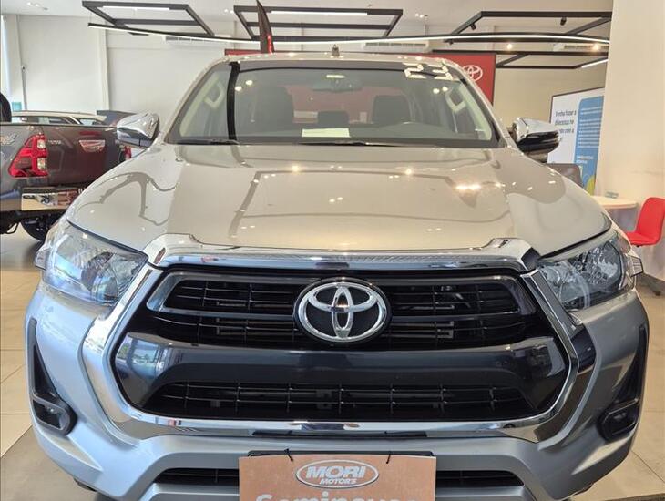 galeria HILUX