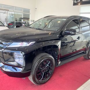 Mitsubishi PAJERO SPORT HPE 2.4 4x4 Diesel Aut. PAJERO SPORT HPE 2.4 4x4 Diesel Aut.