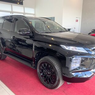Mitsubishi PAJERO SPORT HPE 2.4 4x4 Diesel Aut. PAJERO SPORT HPE 2.4 4x4 Diesel Aut.