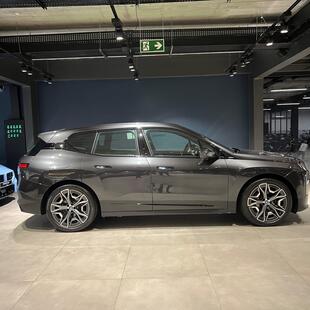 Bmw iX xDrive40 (Aut.) (Elétrico)