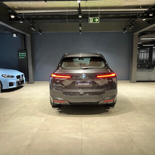 Bmw iX xDrive40 (Aut.) (Elétrico)