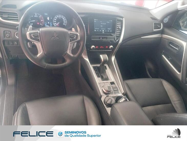 galeria PAJERO SPORT