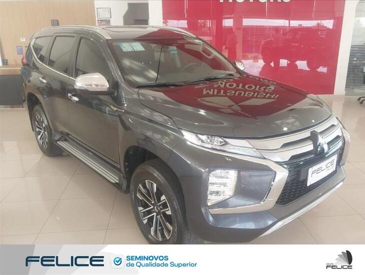 galeria PAJERO SPORT