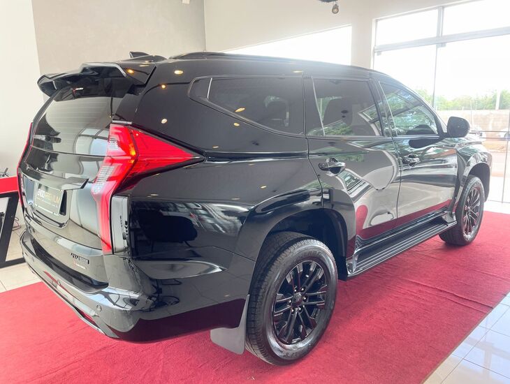 galeria PAJERO SPORT HPE 2.4 4x4 Diesel Aut.