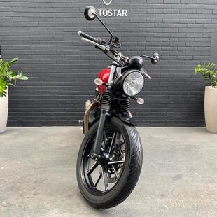 Triumph Street Twin 900cc