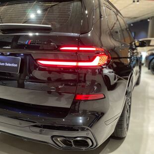 Bmw X7 M60i 4.4 Turbo (Aut.) (Híb.)