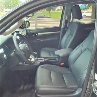 Toyota HILUX 2.8 D-4D TURBO DIESEL CD SRX PLUS 4X4 AUTOMÁTICO