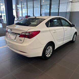 Hyundai HB20S 1.0 COMFORT PLUS 12V FLEX 4P MANUAL