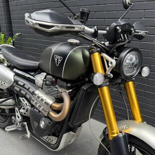 Triumph Scrambler 1200 XE Chrome Edition
