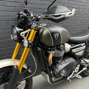 Triumph Scrambler 1200 XE Chrome Edition