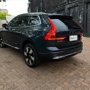 Volvo XC60 2.0 T8 RECHARGE ULTRA AWD GEARTRONIC