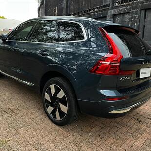 Volvo XC60 2.0 T8 RECHARGE ULTRA AWD GEARTRONIC