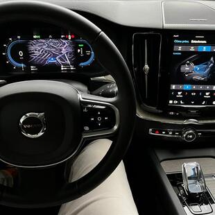 Volvo XC60 2.0 T8 RECHARGE ULTRA AWD GEARTRONIC