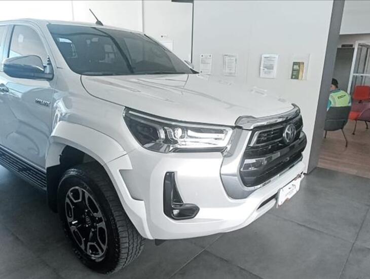 galeria HILUX
