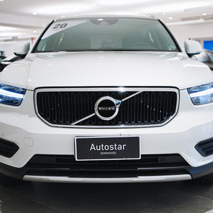 Volvo XC40 2.0 T4 Momentum FWD