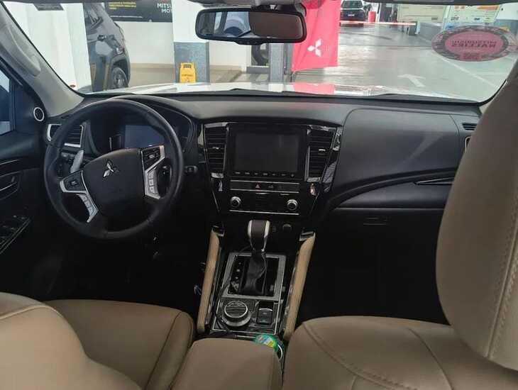 galeria pajero sport legend