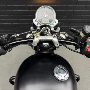 Triumph Street Twin Street Twin