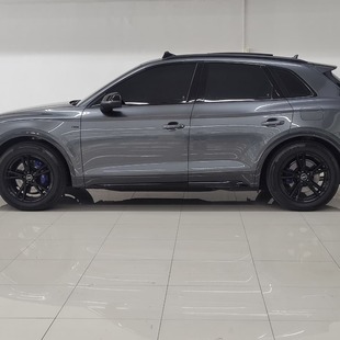 Audi Q5 Performance Black TFSIe