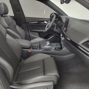 Audi Q5 Performance Black TFSIe