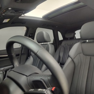 Audi Q5 Performance Black TFSIe