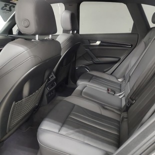 Audi Q5 Performance Black TFSIe