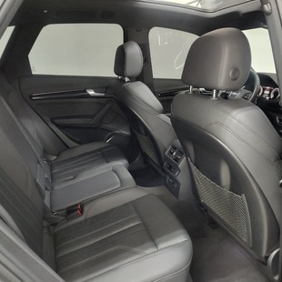 Audi Q5 Performance Black TFSIe