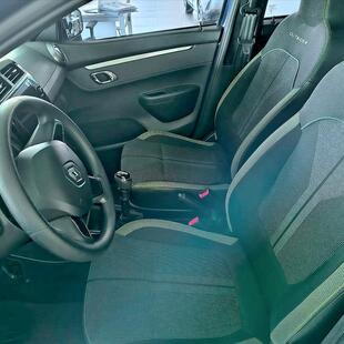 Renault KWID 1.0 12V SCE FLEX OUTSIDER MANUAL