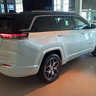 Jeep COMMANDER 1.3 T270 TURBO FLEX OVERLAND AT6