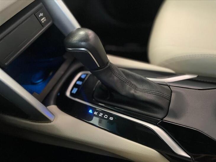 galeria COROLLA CROSS