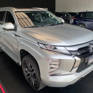 Mitsubishi PAJERO SPORT 2.4 16V MIVEC TURBO DIESEL LEGEND AWD AUTOMÁTICO