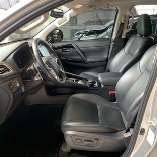 Mitsubishi PAJERO SPORT 2.4 16V MIVEC TURBO DIESEL LEGEND AWD AUTOMÁTICO