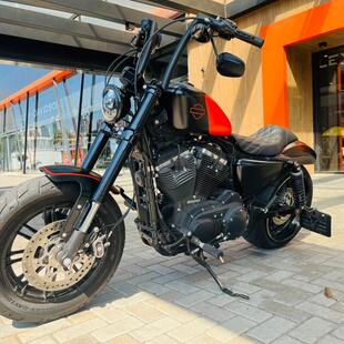 Harley Davidson Sportster 1200 Roadster