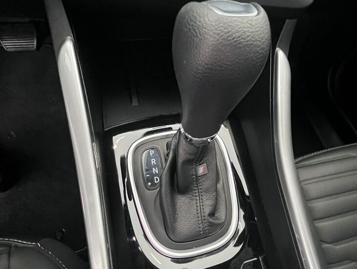 galeria FASTBACK LIMITED EDITION T270