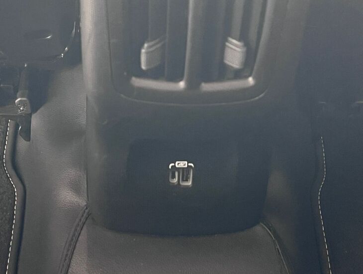 galeria FASTBACK LIMITED EDITION T270