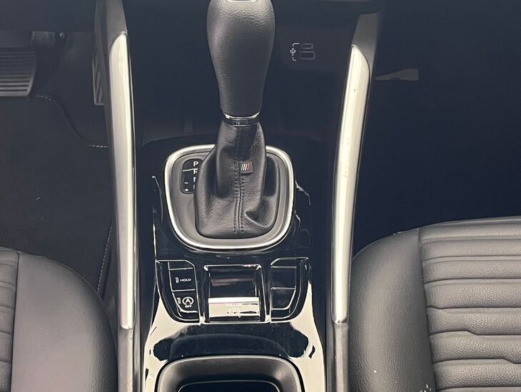 galeria FASTBACK LIMITED EDITION T270