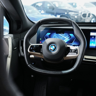 Bmw iX xDrive40 (Aut.) (Elétrico)