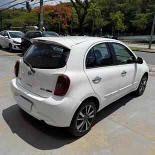 Nissan MARCH 1.6 SL 16V FLEX 4P XTRONIC