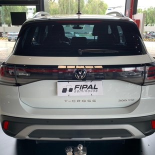 Volkswagen T-CROSS 1.0 200 TSI TOTAL FLEX COMFORTLINE AUTOMÁTICO