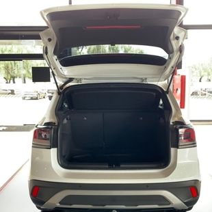 Volkswagen T-CROSS 1.0 200 TSI TOTAL FLEX COMFORTLINE AUTOMÁTICO