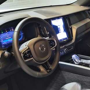 Volvo XC60 Recharge Ultimate Dark 2.0