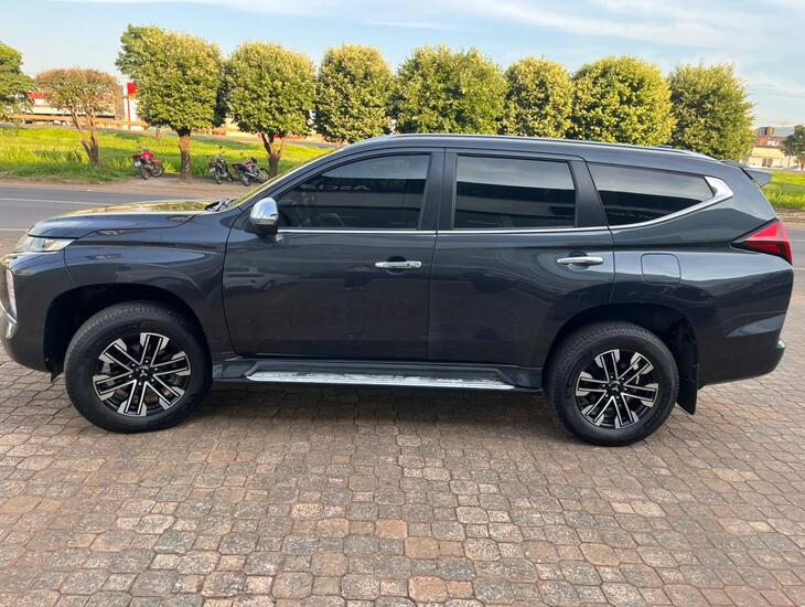 galeria PAJERO SPORT HPE 2.4 4X4