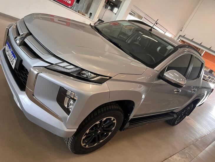 galeria L200 TRITON HPE 2.4 4X4