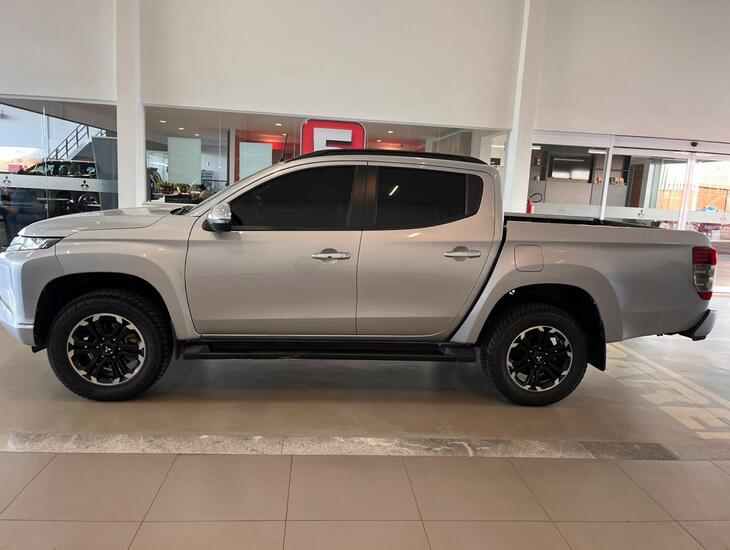 galeria L200 TRITON HPE 2.4 4X4